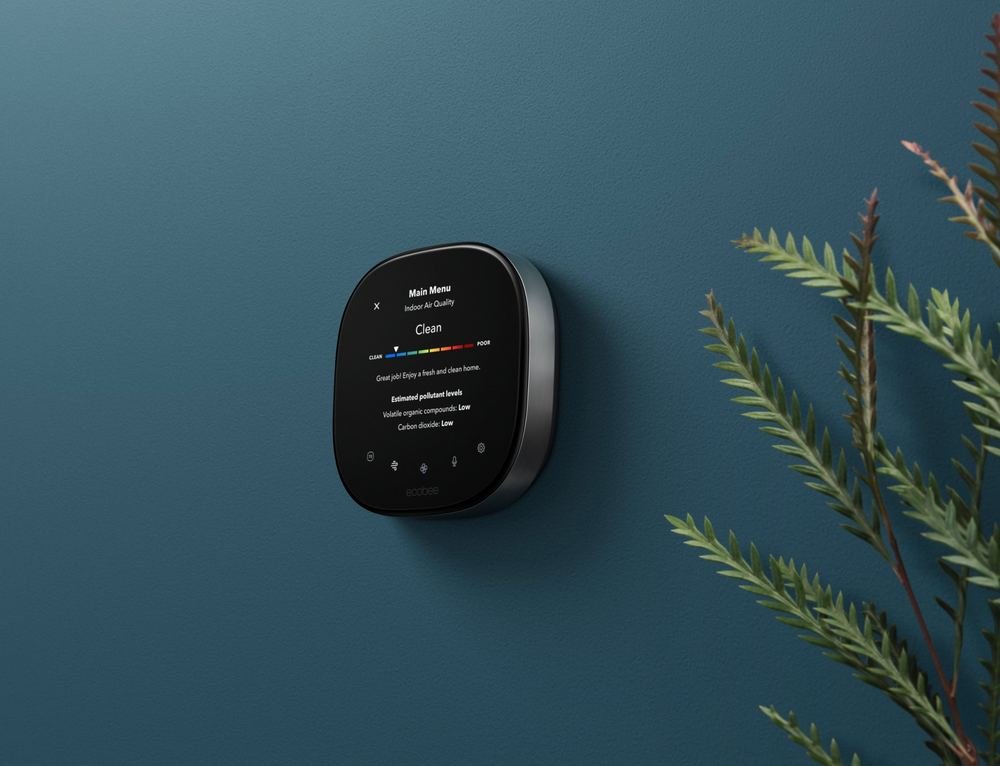ecobee thermostat screen showing indoor air quality rated Clean with low pollutant levels